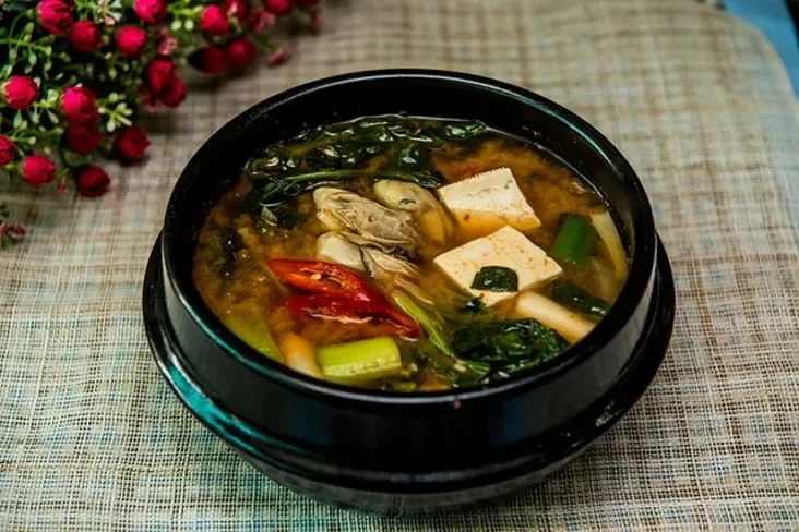 дёнчжан ччигэ Твенджан ччигэ Doenjang-jjigae